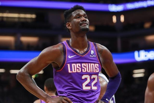 塔图姆34+10绿军险胜雄鹿3连胜 76人力克魔术