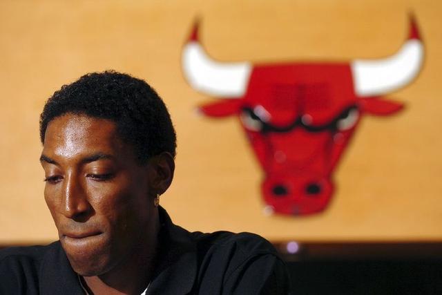 希望没有大碍！辽宁队老将李晓旭无对抗受伤