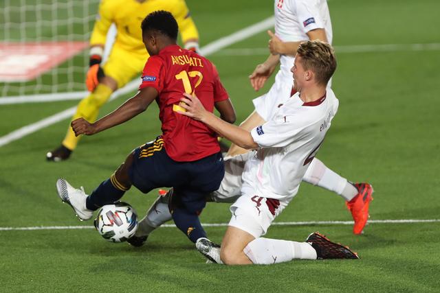 霍姆格伦35+14雷霆轻取爵士 国王送猛龙8连败